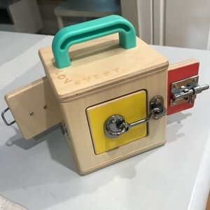 Lovevery Lock Box Wood Montessori Baby Toddler Toy